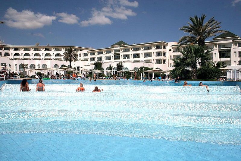فندق ميناء القنطاويفي  El Mouradi Palm Marina المظهر الخارجي الصورة